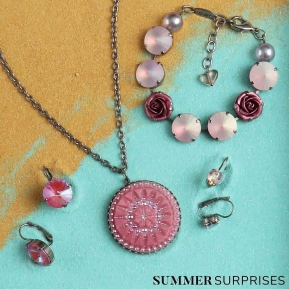 Sabika Glowing Vienna Rose Bracelet & Grace Studs - Picture 7 of 7